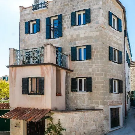 St Luke Heritage ספליט
